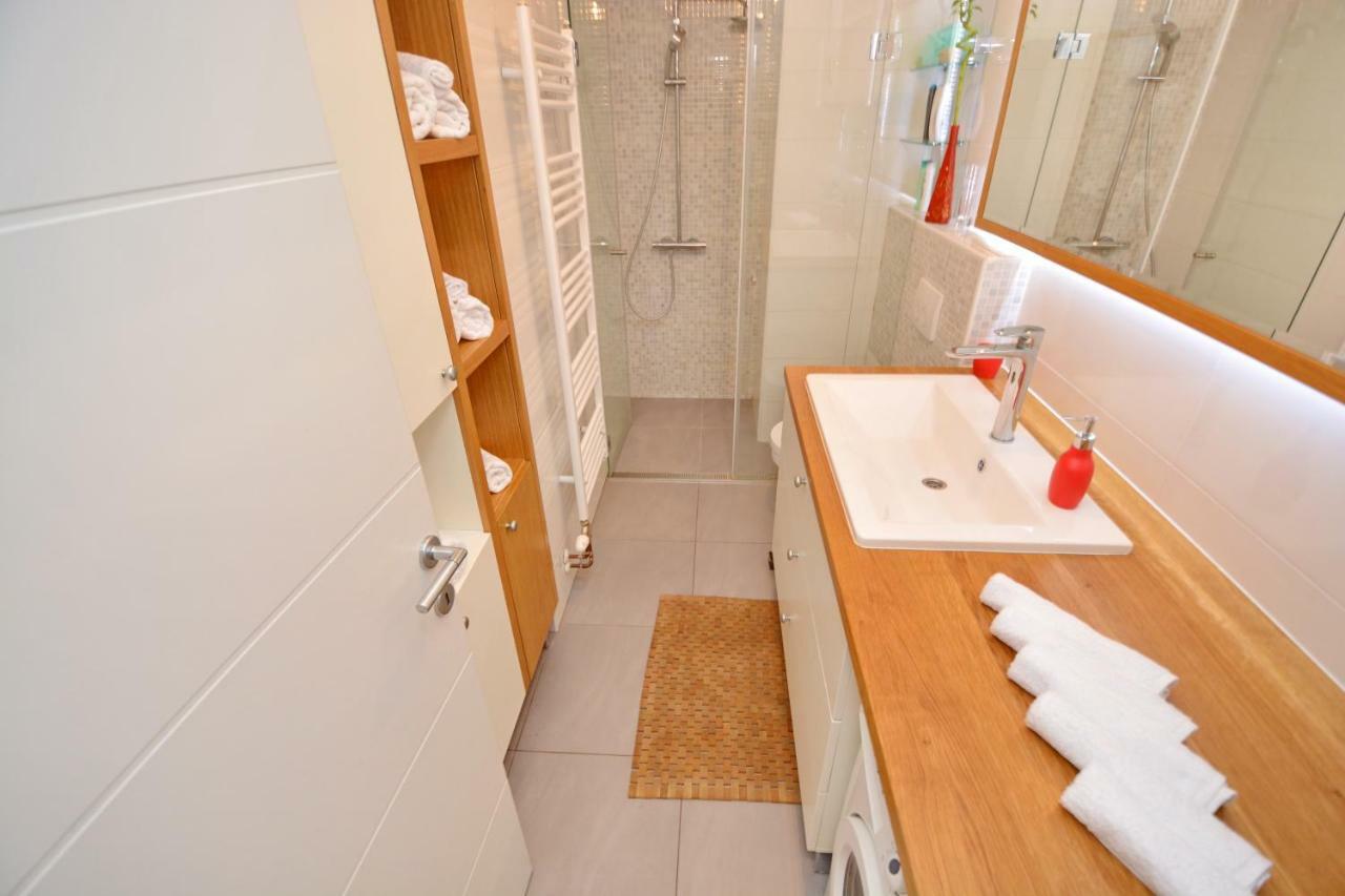 Spacious Premium Apt Lipotica With Oldtown View - Have A Memorable Holiday Zadar Buitenkant foto